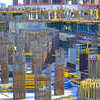 Vaste chantier de construction en béton armé avec armatures en acier, coffrages modulaires et ouvriers au travail — illustration des matériaux du bâtiment en conditions réelles.